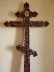 Крест резной сосна